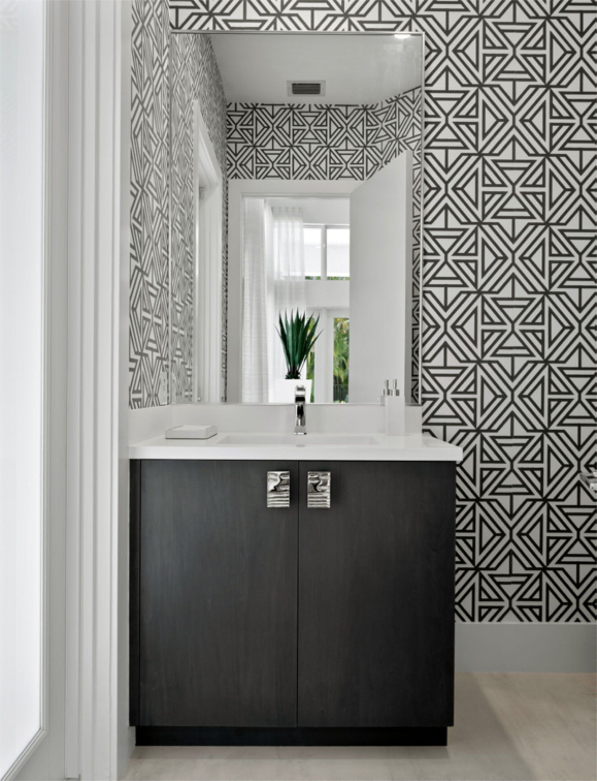 Eclipse cabinet design