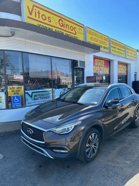 2018 Infiniti QX30 Premium