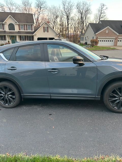 2021 Mazda CX-5 Carbon Edition right side