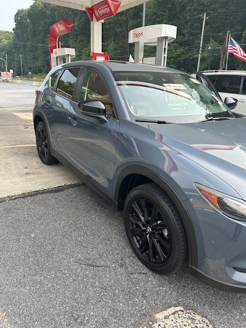 2021 Mazda CX-5 Carbon Edition front right side