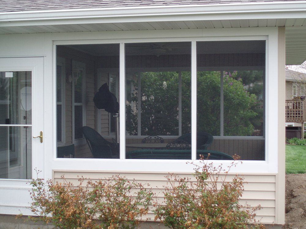 Residential glass installation service