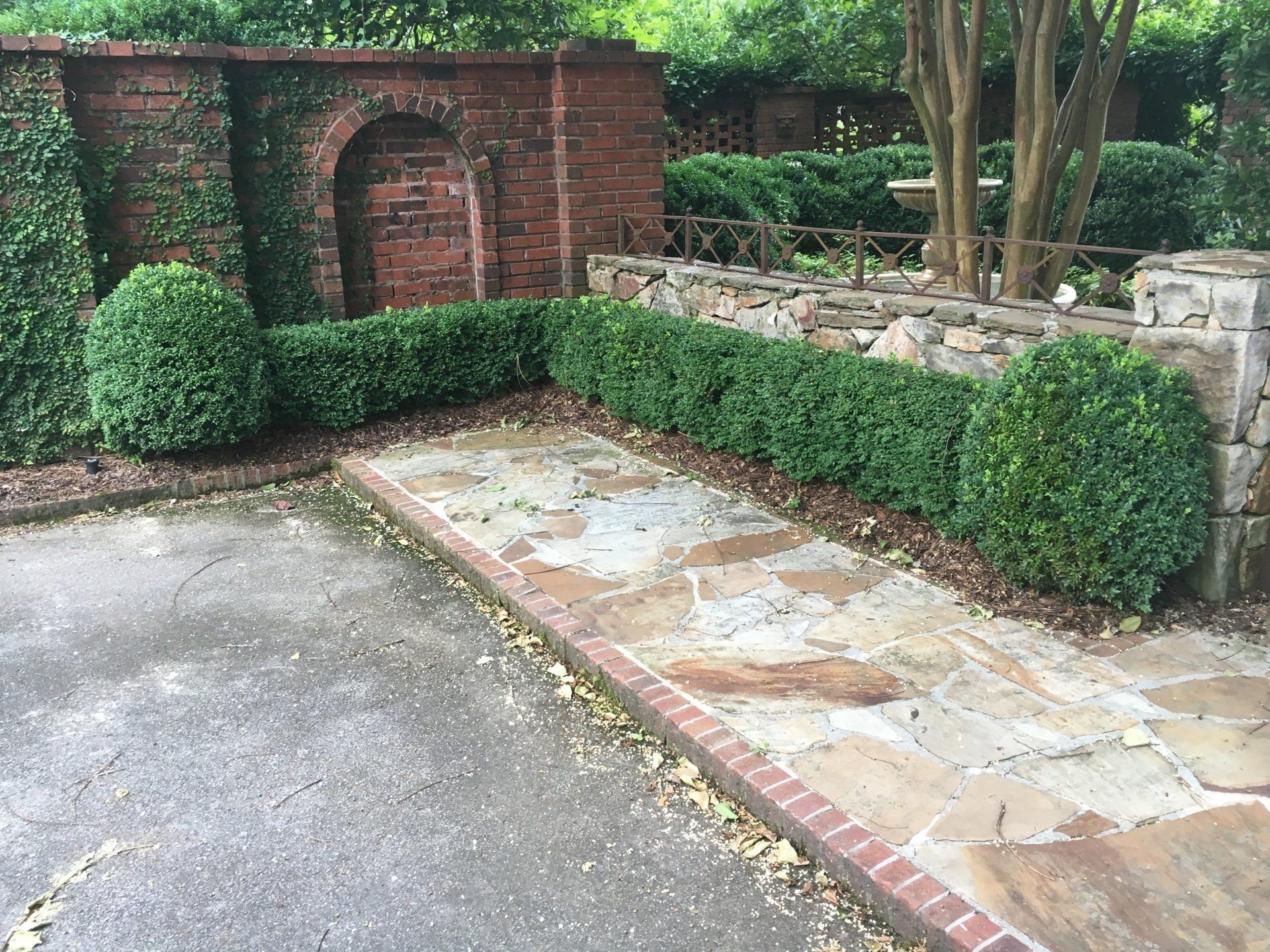 Lovell's Landscape Management Inc Lawn Birmingham, AL