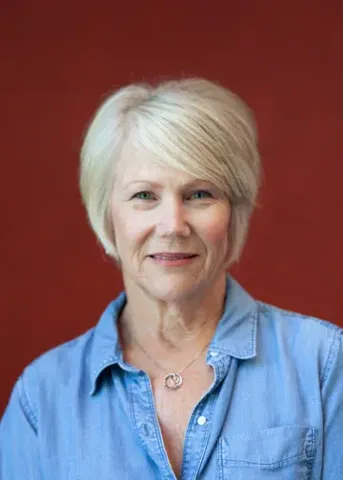 Liz L'Heureux