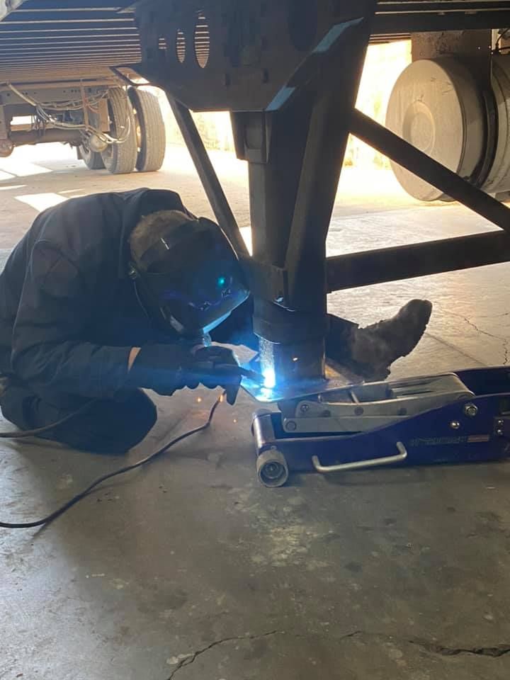 Truck &Trailer Repair Service