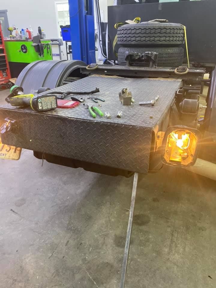 Truck &Trailer Repair Service