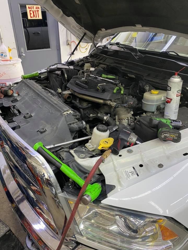 Truck &Trailer Repair Service