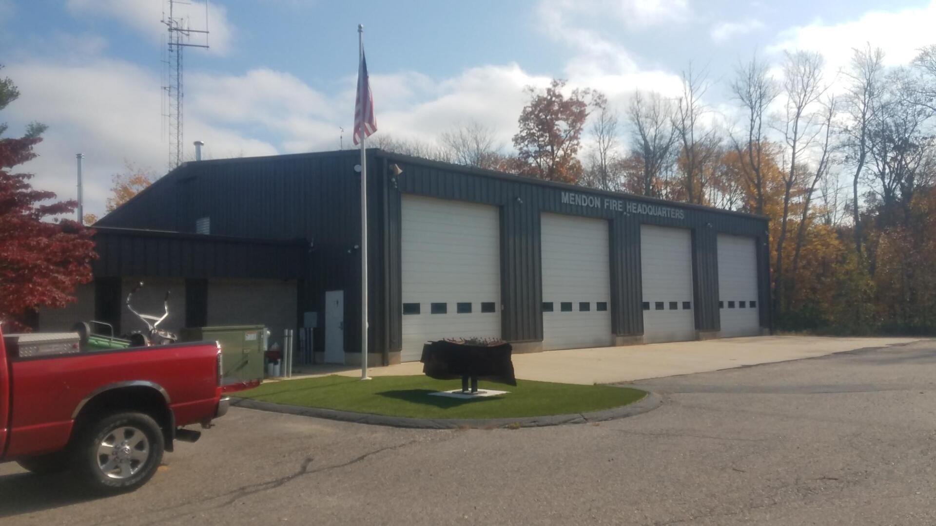 New England Synthetic Lawn Inc image