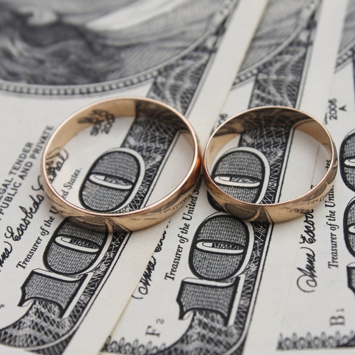 save money on your wedding, budget-friendly wedding
