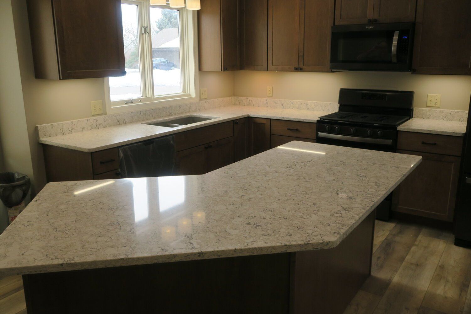 Quartz countertop design