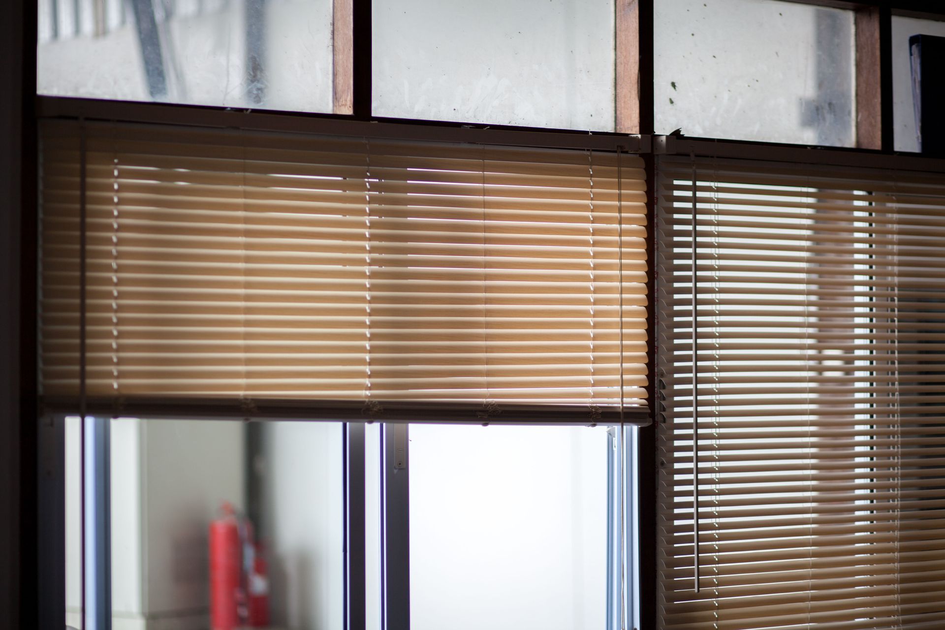 Modern Design Trends in Commercial Window Blinds