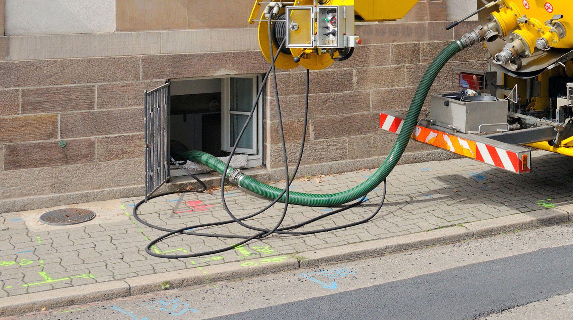 Hennes Septic Pumping & Service Repair Shakopee, MN