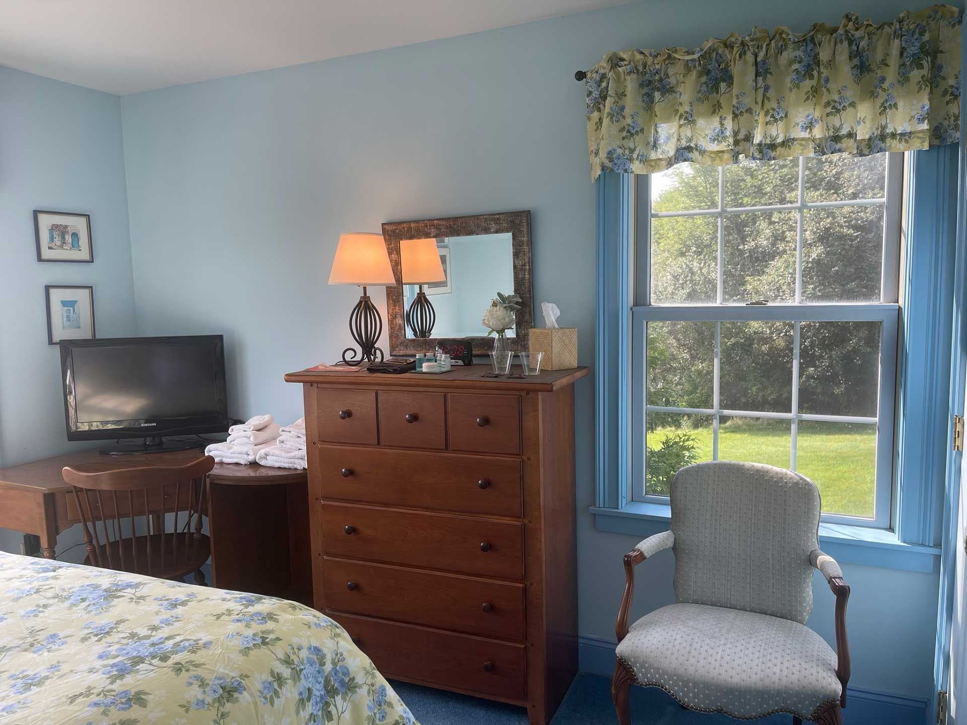 warm, cozy bedroom