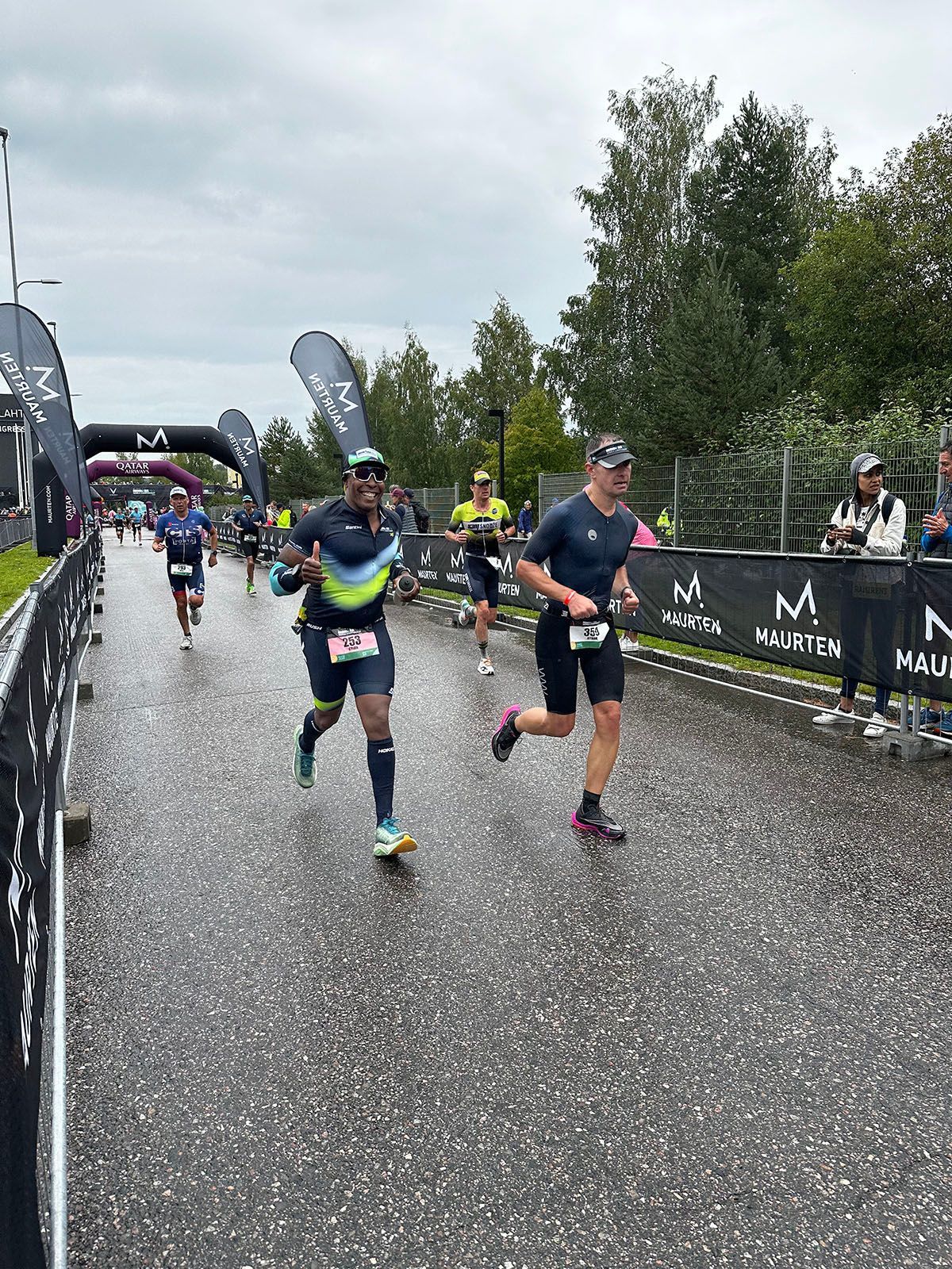 Brian Highsmith participates to a competition