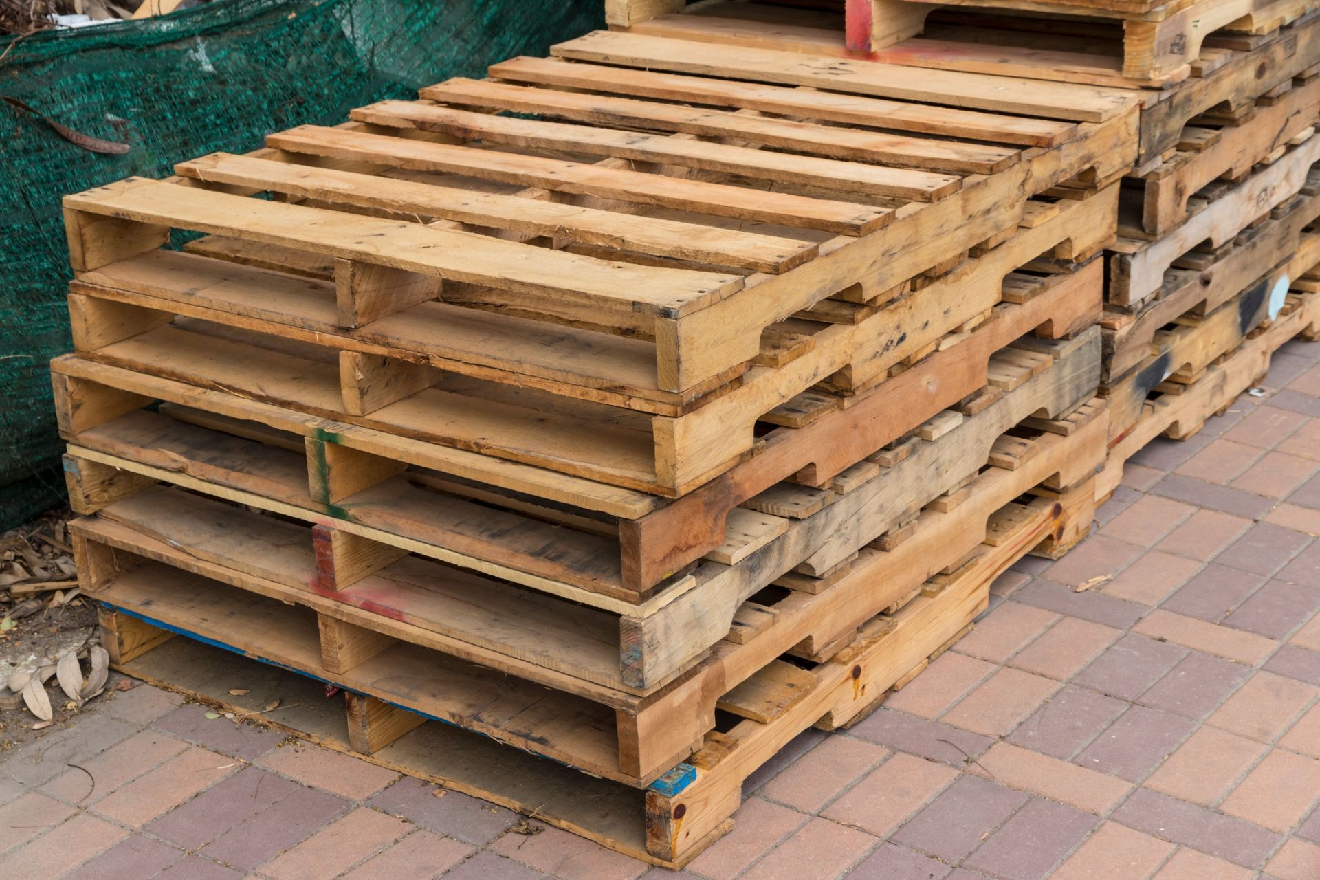 pallet recycling services