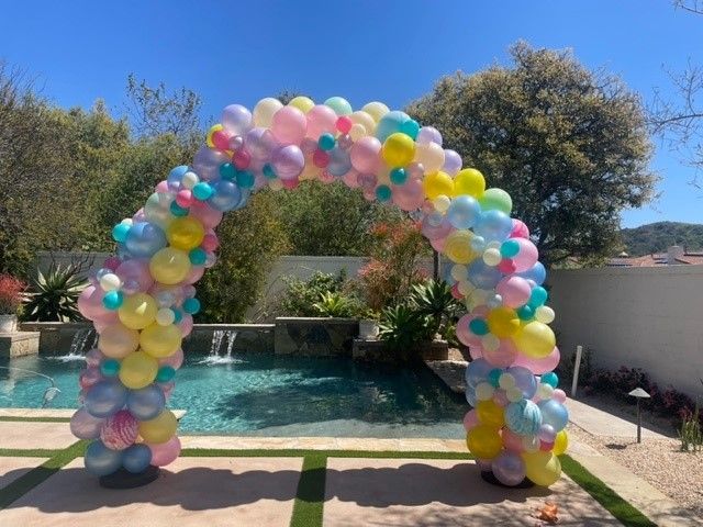 Arch balloons