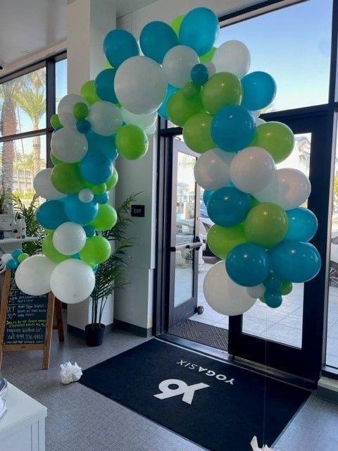 Arch balloons
