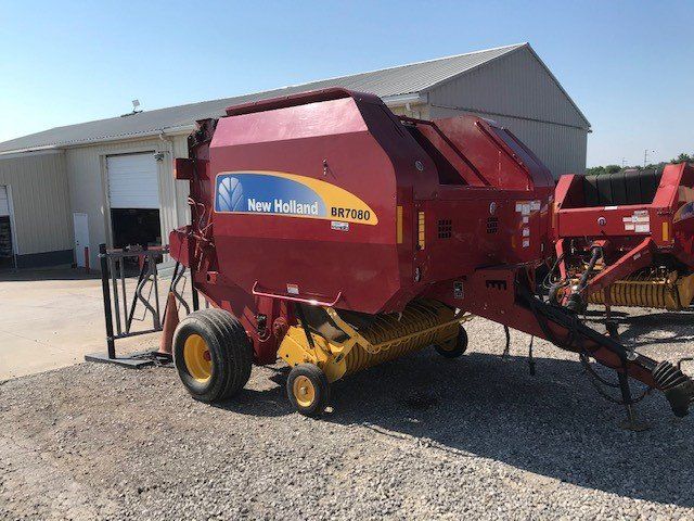 Knights New Holland BR7080