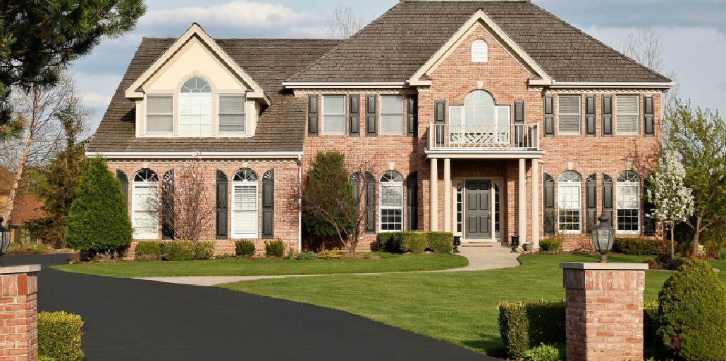 Residential asphalt driveway paving