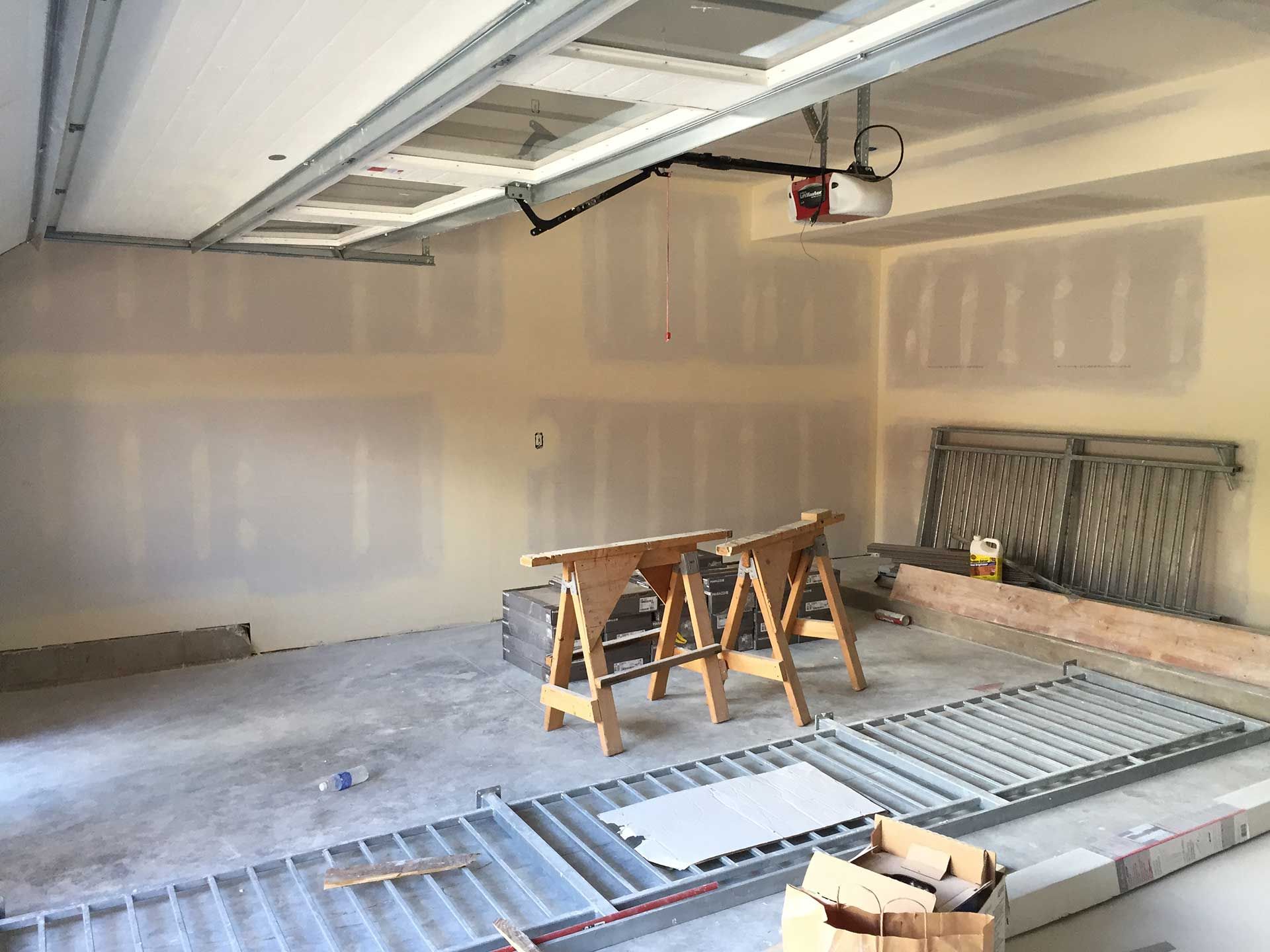 Drywall installation for the interior of the house