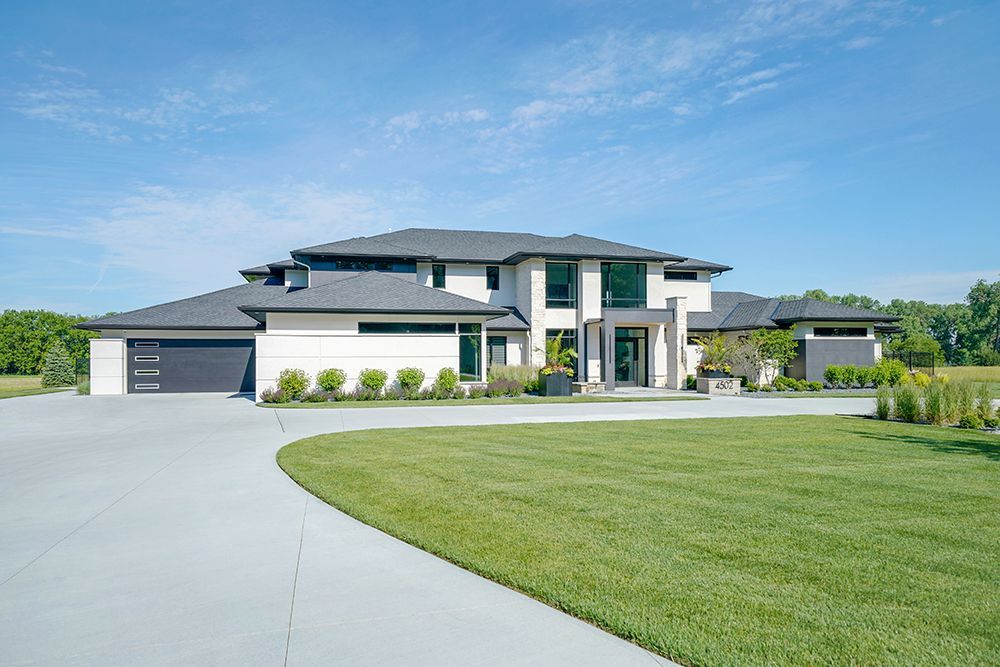 Modern Edge front left