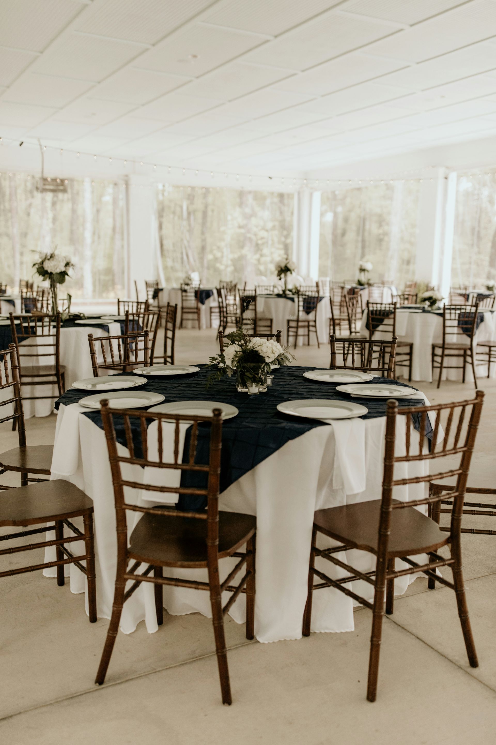 elegant table and chair rentals