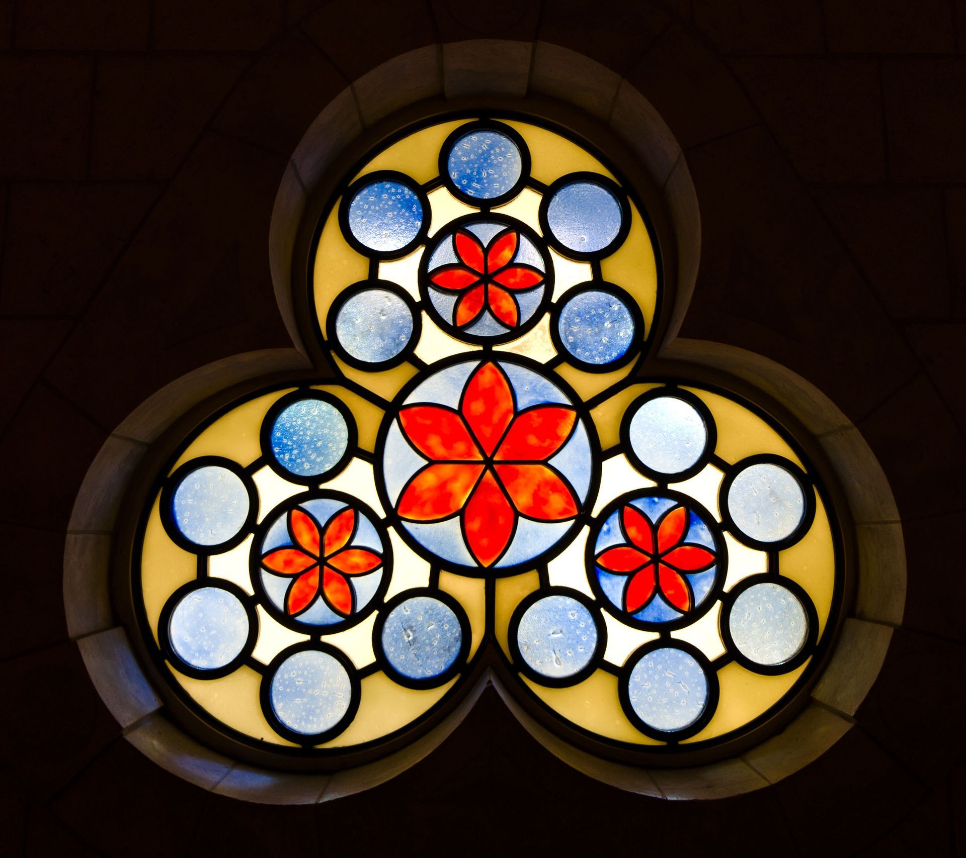 stained glass restoration service