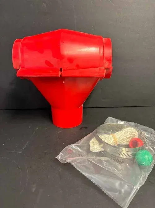 CT M90 Outlet with Clamps