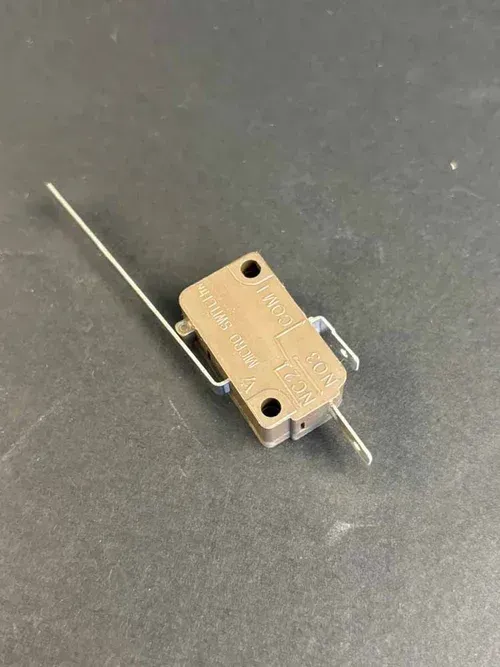 LB White Sail Switch (Old Style)
