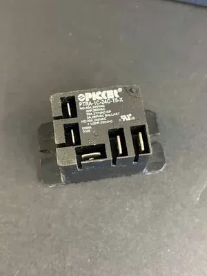 AVD 24V Relay