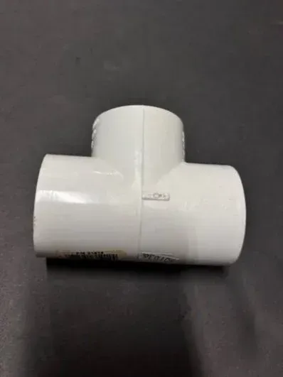 1 1/4” PVC Tee SXS