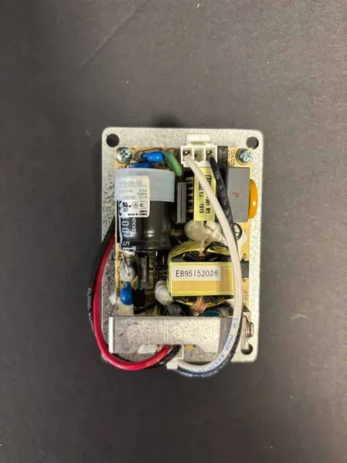 VC Universal 25W Power Supply