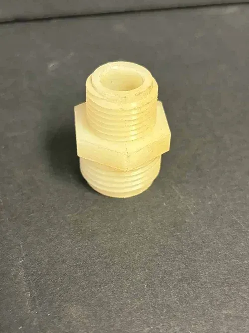 Nylon 1/2” MPT x 3/4” GHT