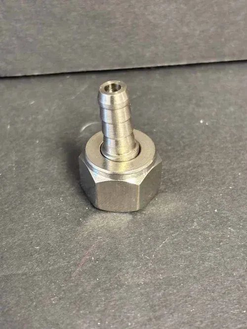 1/4” SS Barb with Swivel
