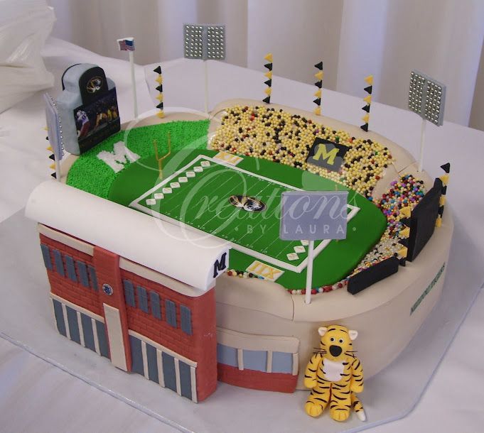 Custom cake design