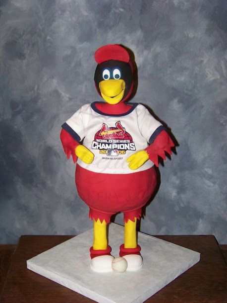 Red bird mascot figurine cake