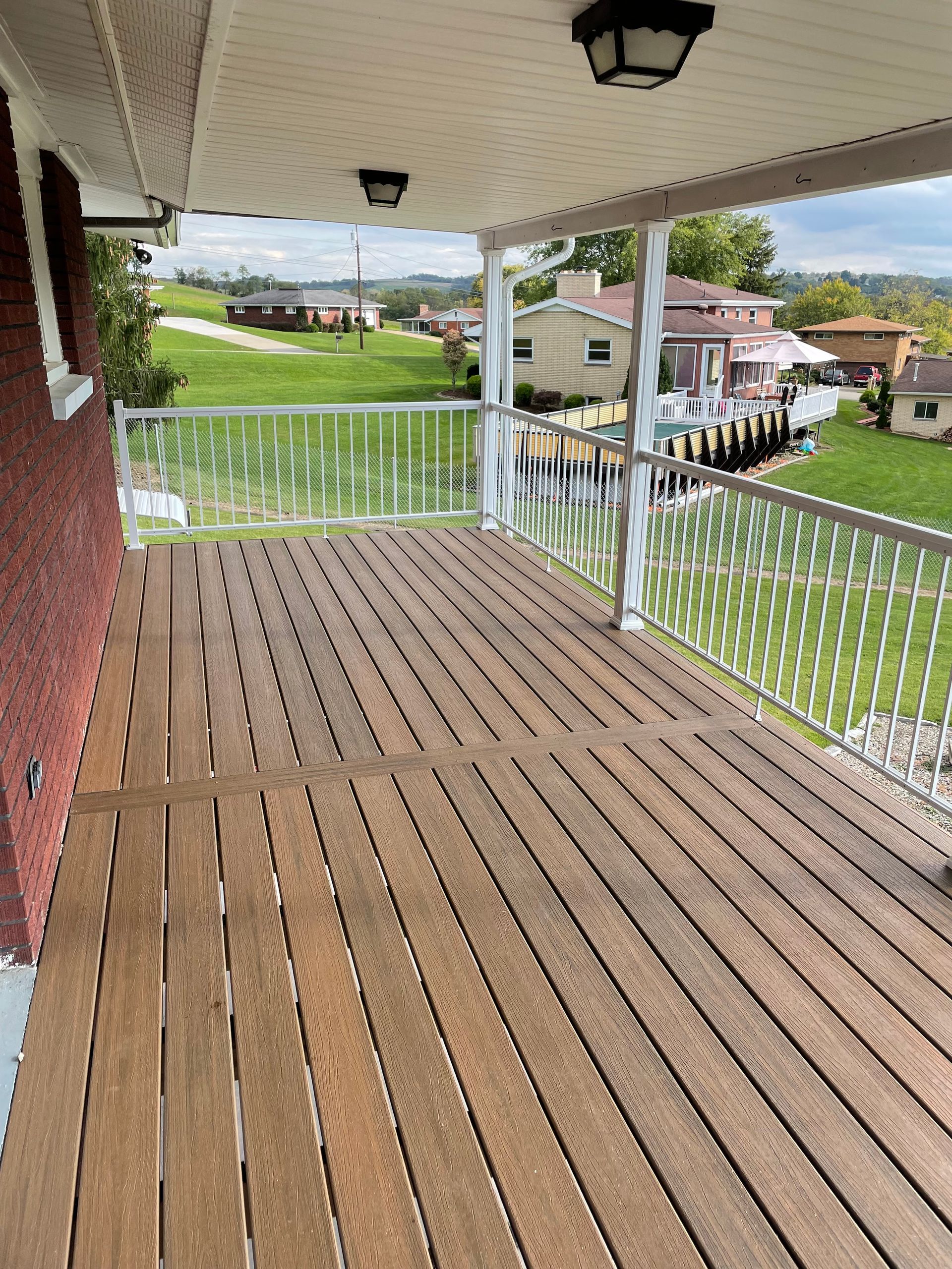 Custom deck services