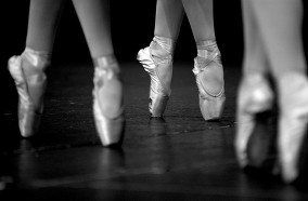 Pointe-shoes-pic