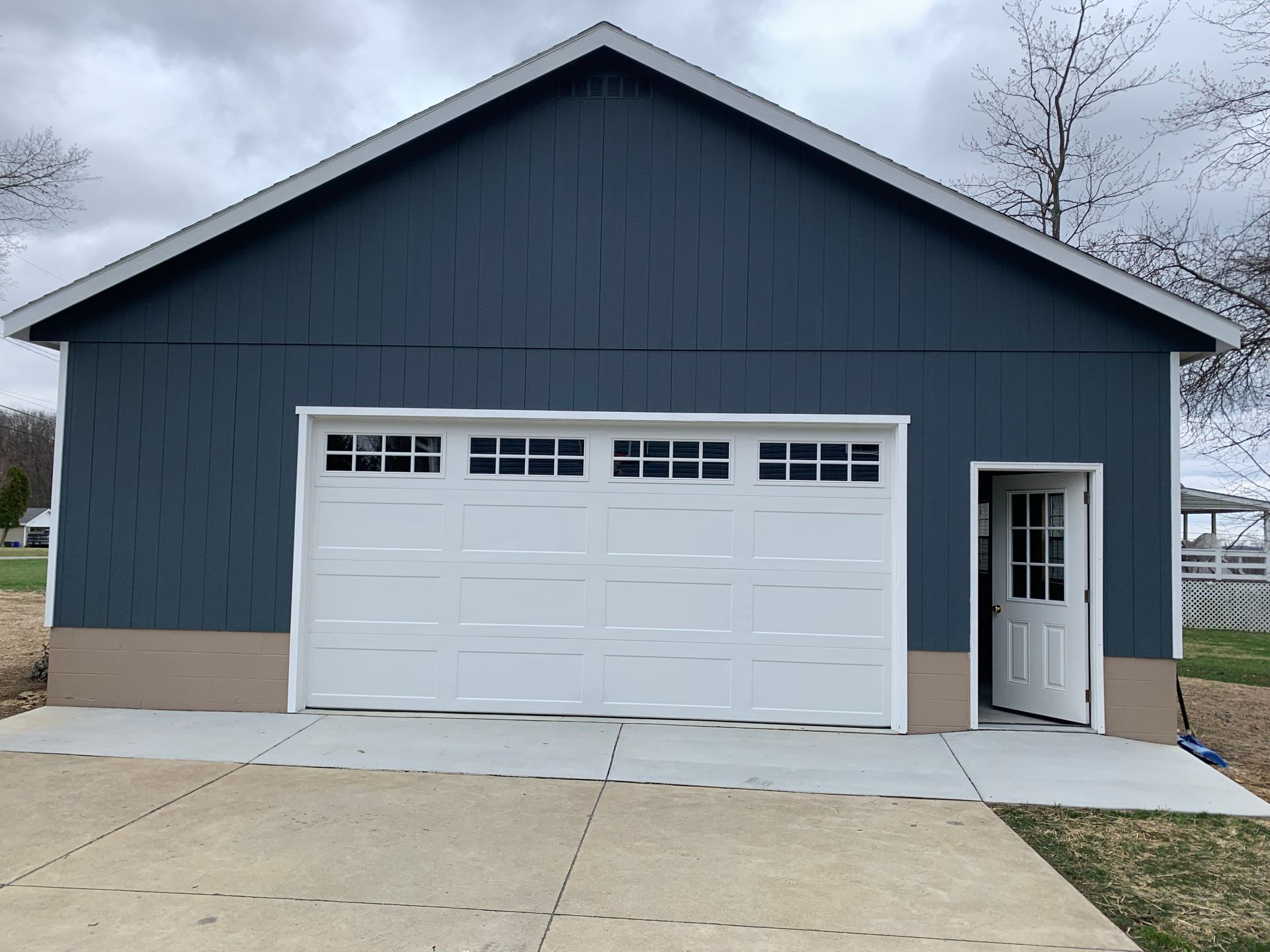 Custom Garages Garage Installation Aliquippa, PA