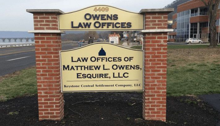 Law Offices of Matthew L. Owens, Esquire LLC Sign Board 