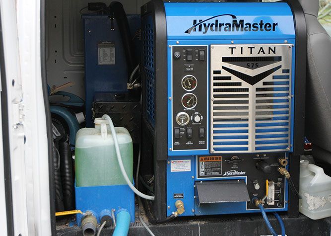 Cleaning machine