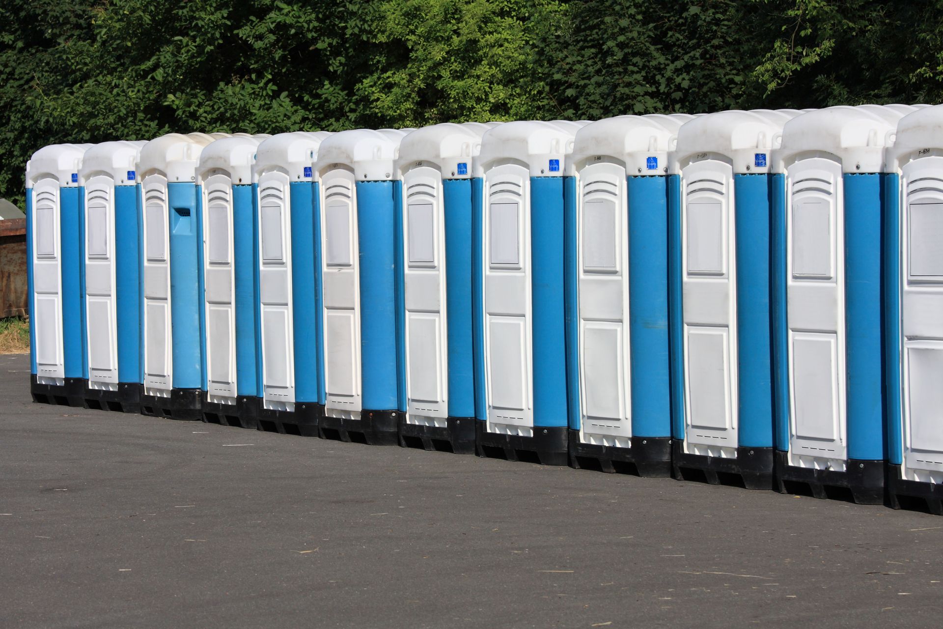 portable restroom rental