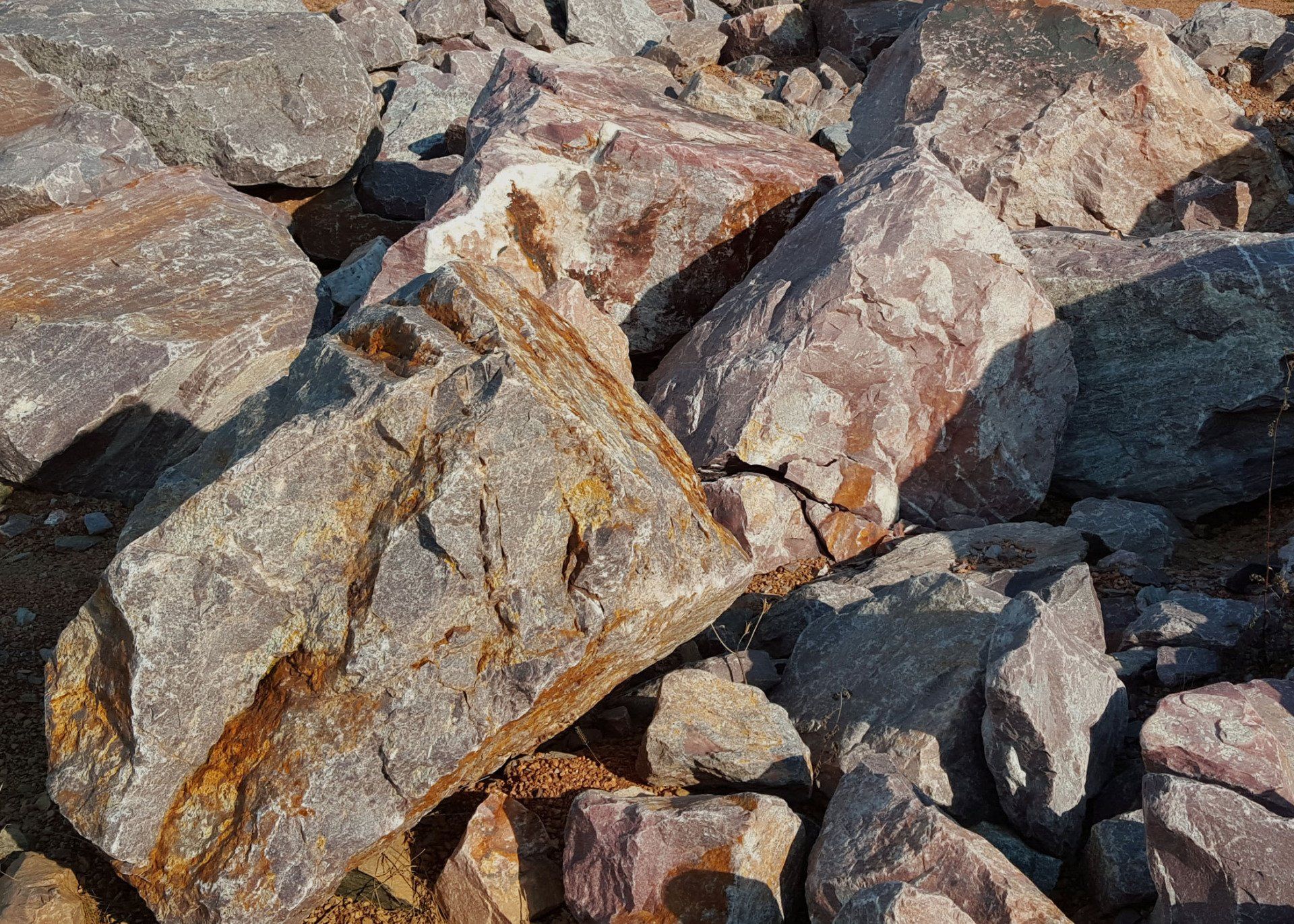 Landscape boulders