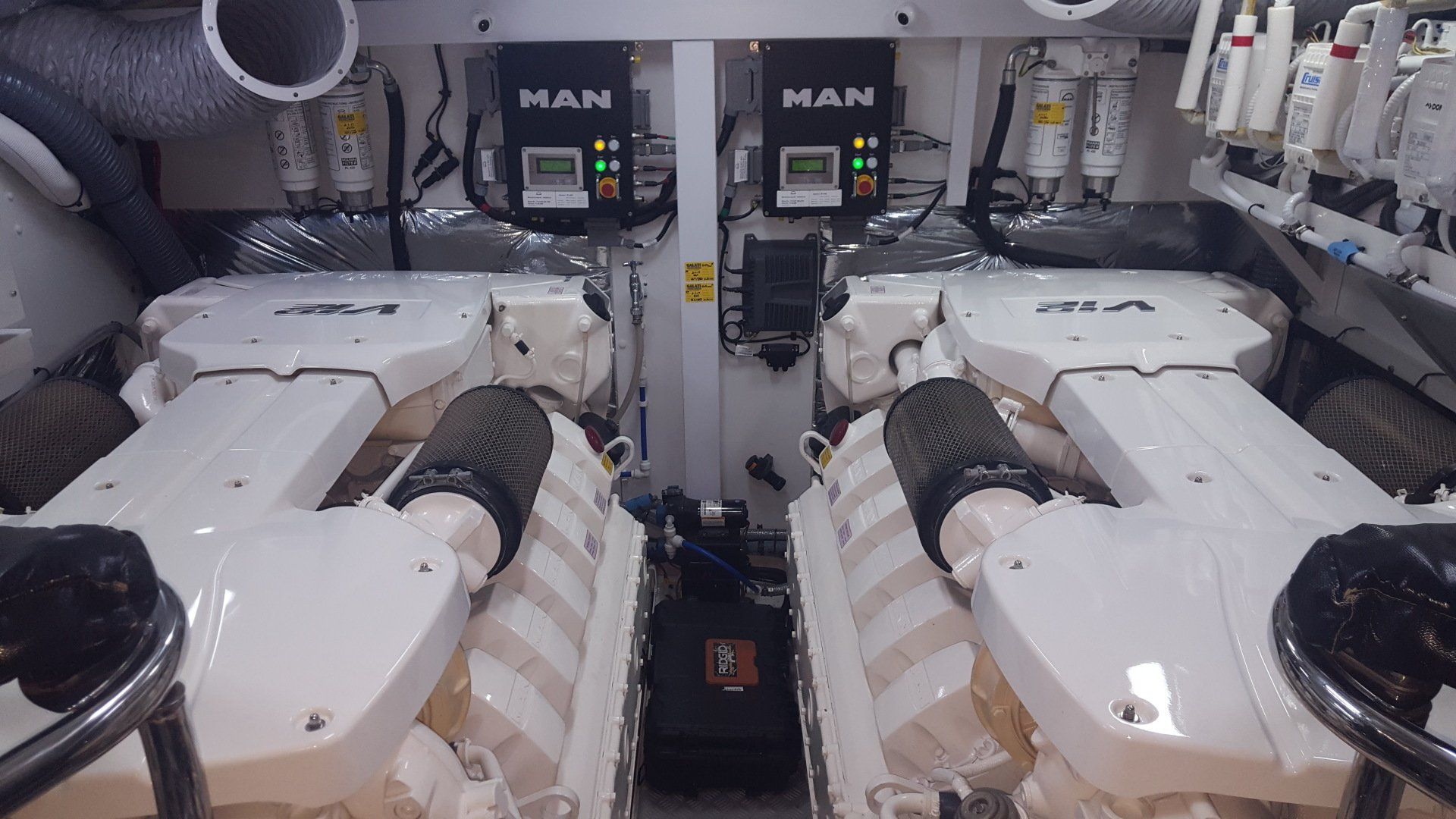 Boat engine evaluation service