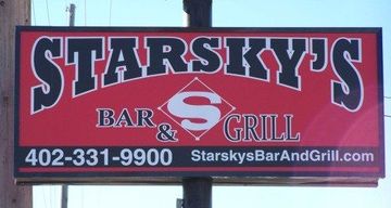 Starsky's Bar & Grill sign board