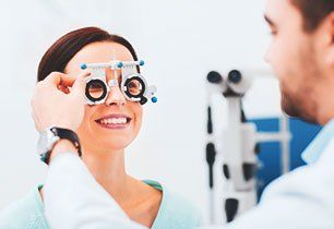 Cataract specialist