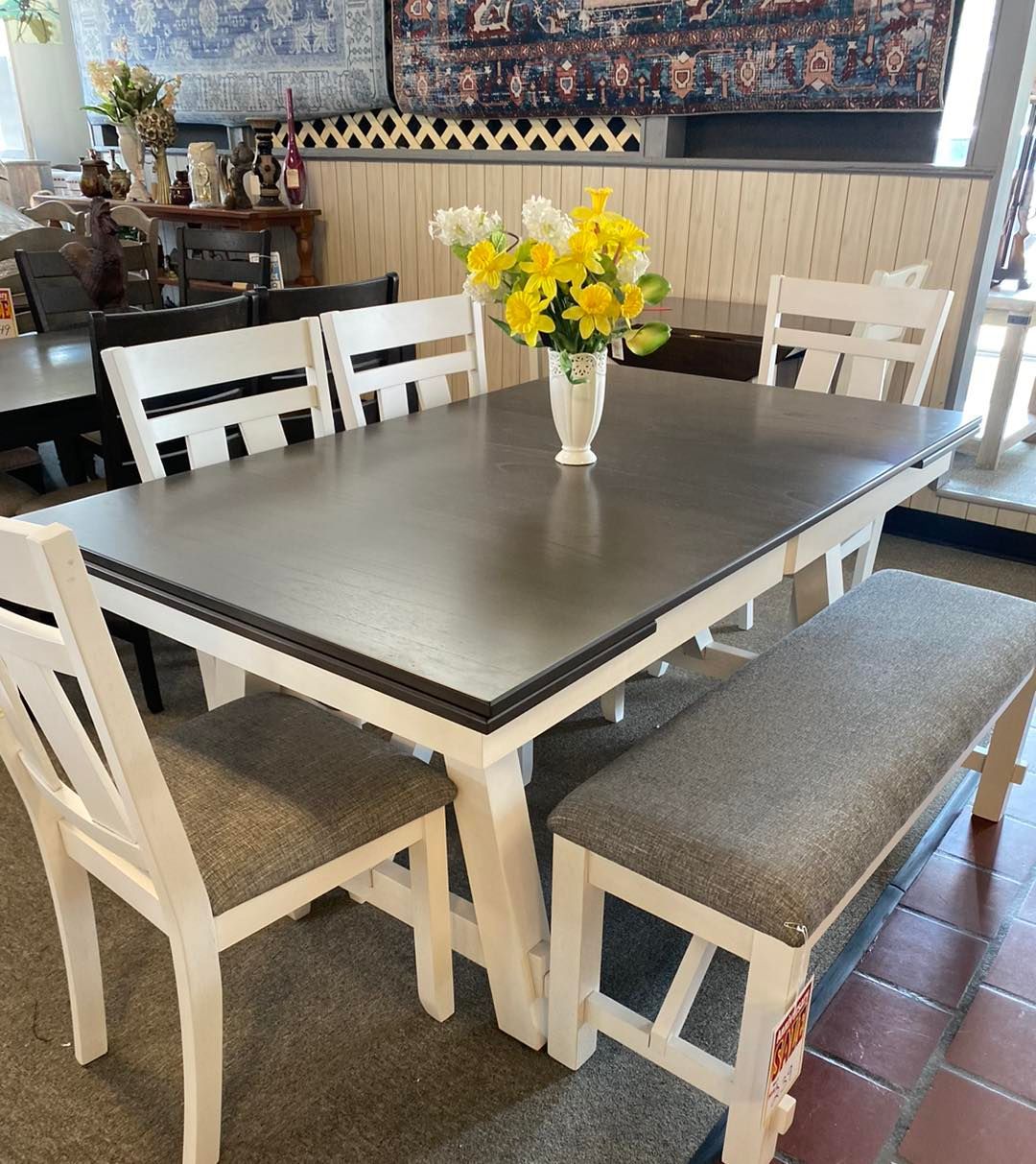 Dining table set