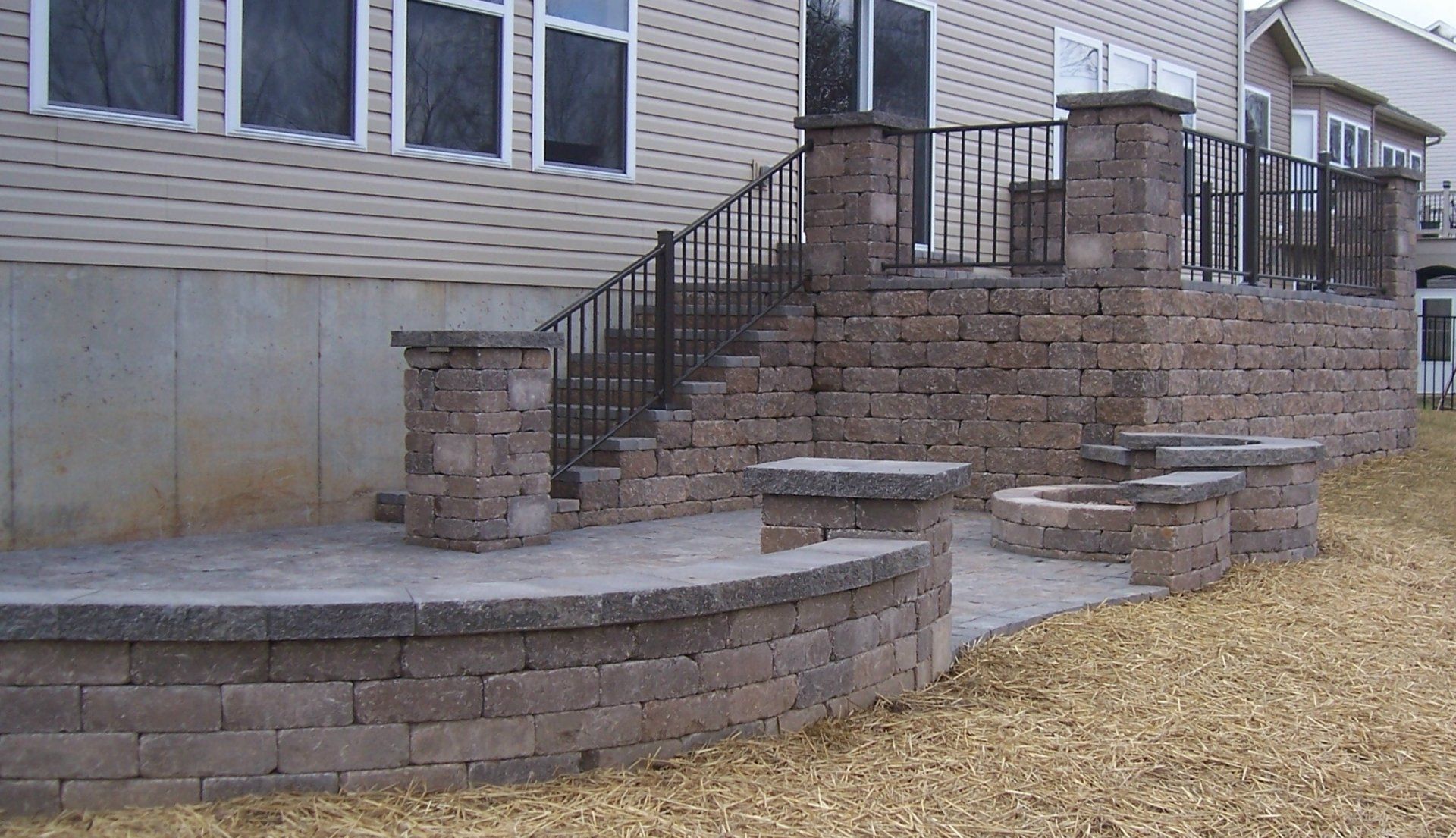 Patios & Outdoor Kitchens