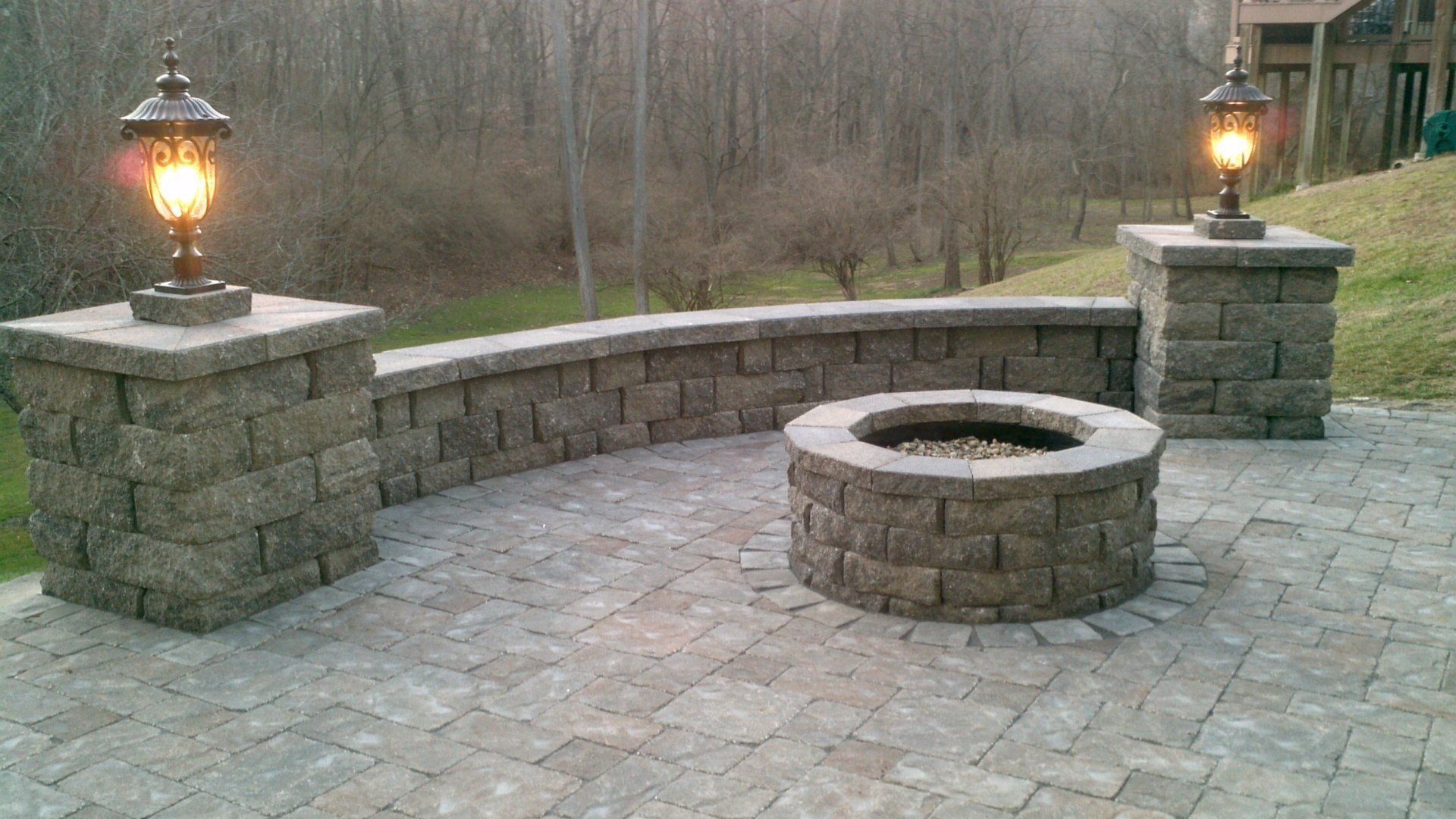 Patios & Outdoor Kitchens