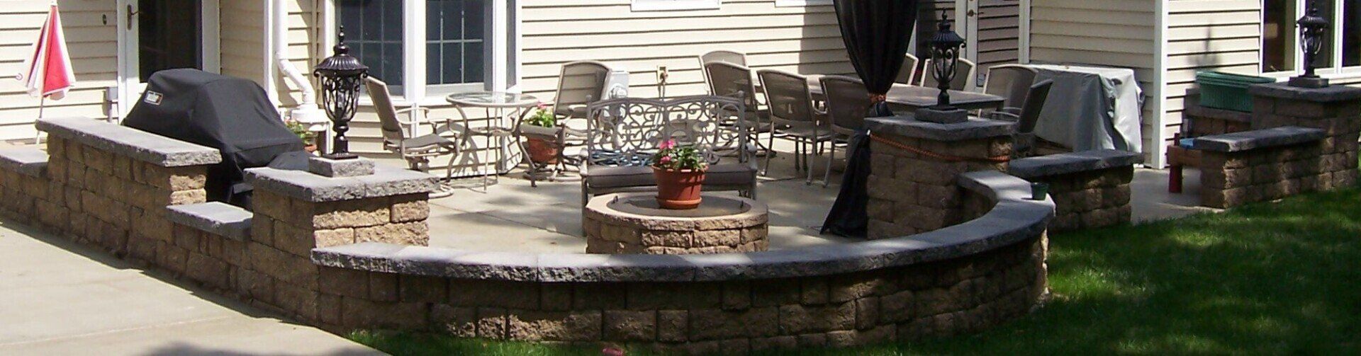 Patios & Outdoor Kitchens