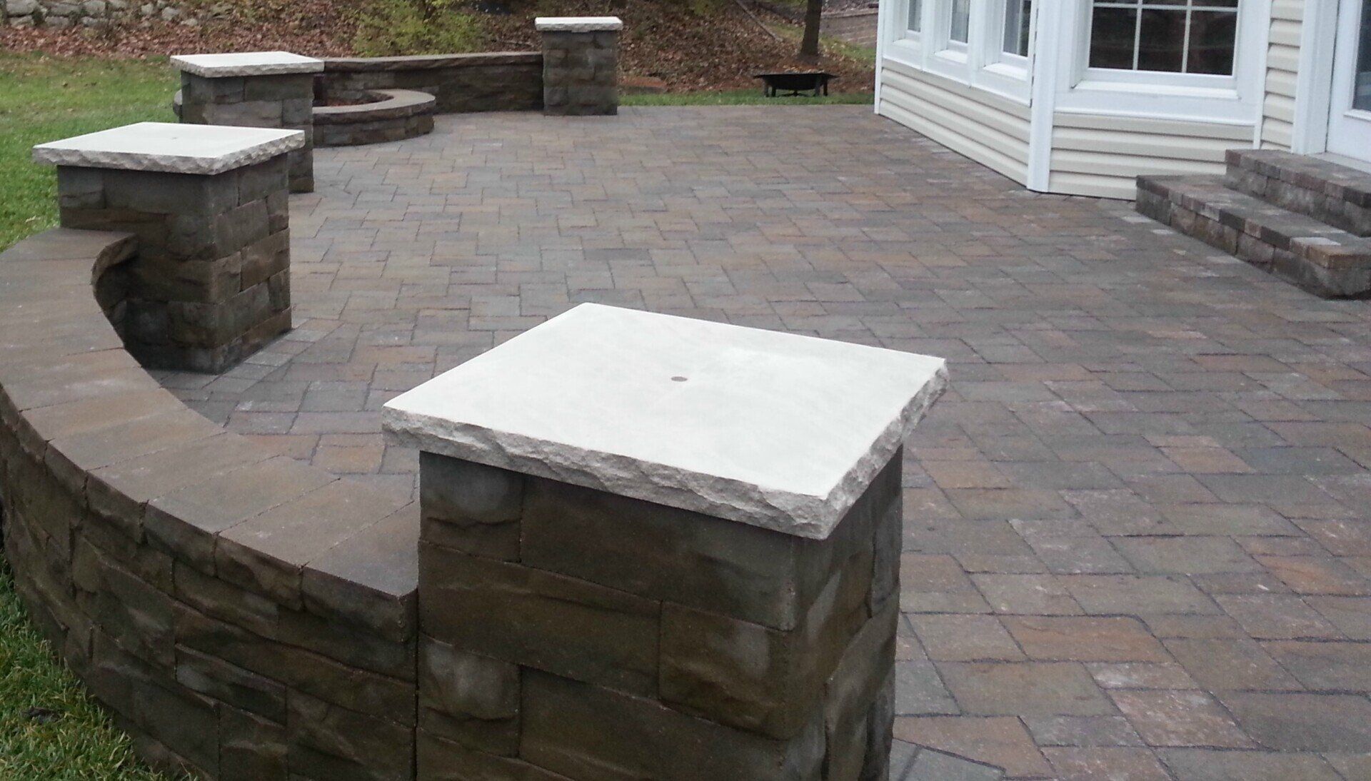 Patios & Outdoor Kitchens